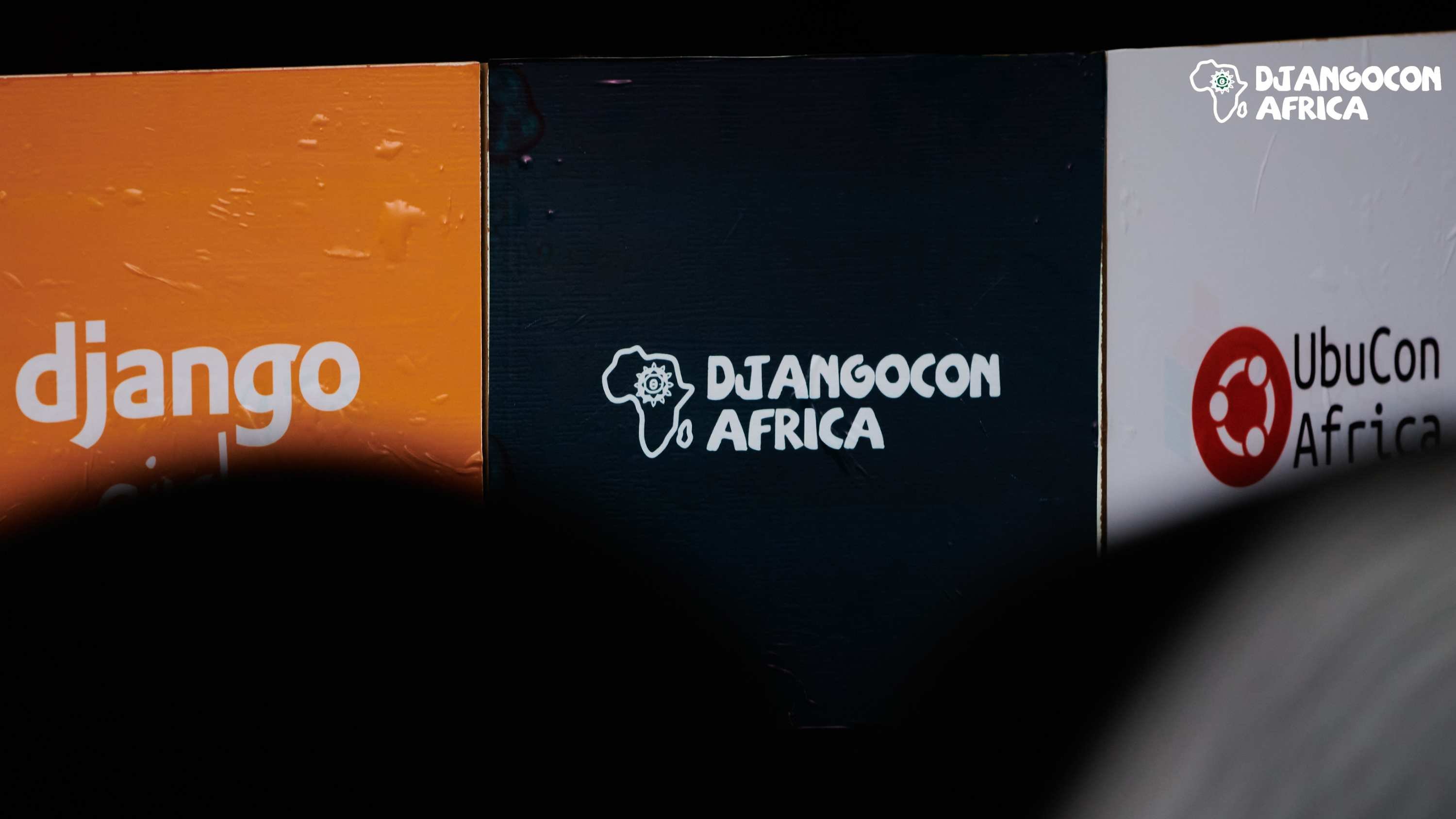 logos